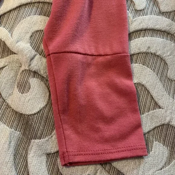 Girl's Old Navy Size Large (10/12) Long Sleeve Tunic Pink Crewneck EUC - Picture 6 of 6